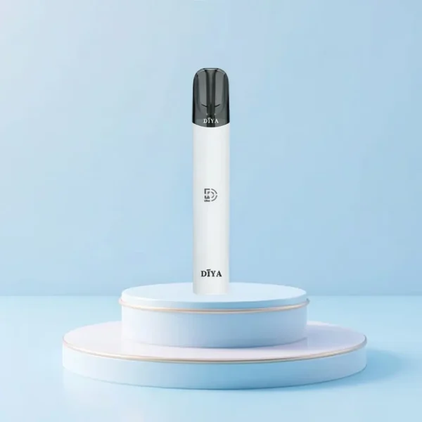 DIYA 叮啞 一代通用主機｜具備 8W 恆壓穩定輸出不掉壓功能，支援 Type-C 快充並全面適配一代煙彈